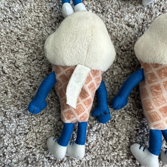 Lot 7 Culvers 1998 Scoopie Keychain 7" Plush Vanilla Ice Cream Cone Vintage - Picture 11 of 13